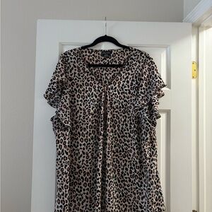 City Chic Leopard Print V-Neck Blouse with Cute Zipper Accent